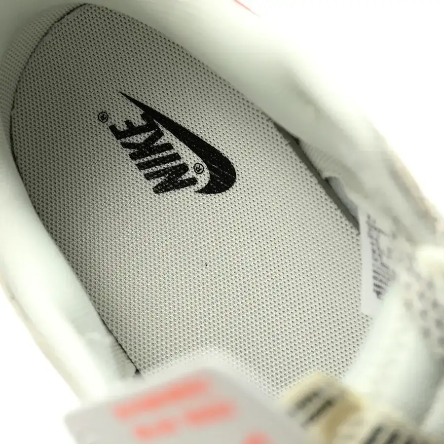 X By You SB Dunk Low Retro SP Retro Style Low Top Sneaker