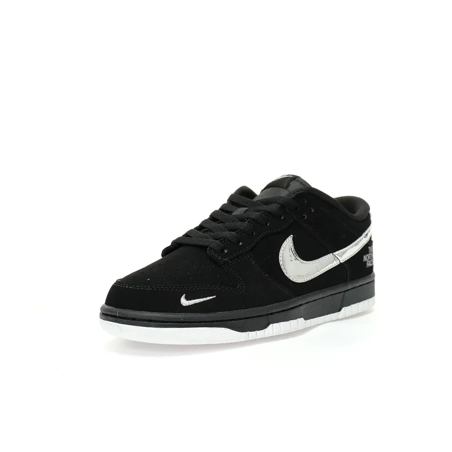 SB Dunk Low The North Face Collaboration Sneaker