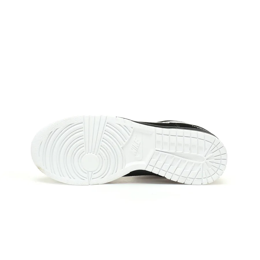 SB Dunk Low The North Face Collaboration Sneaker