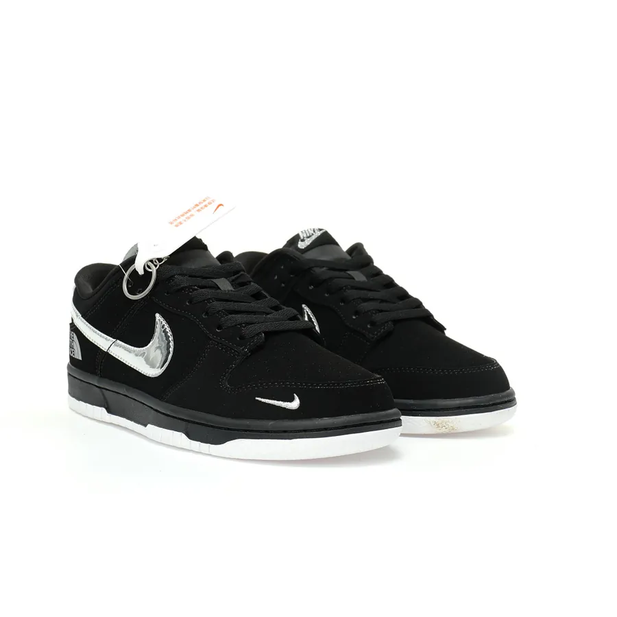 SB Dunk Low The North Face Collaboration Sneaker