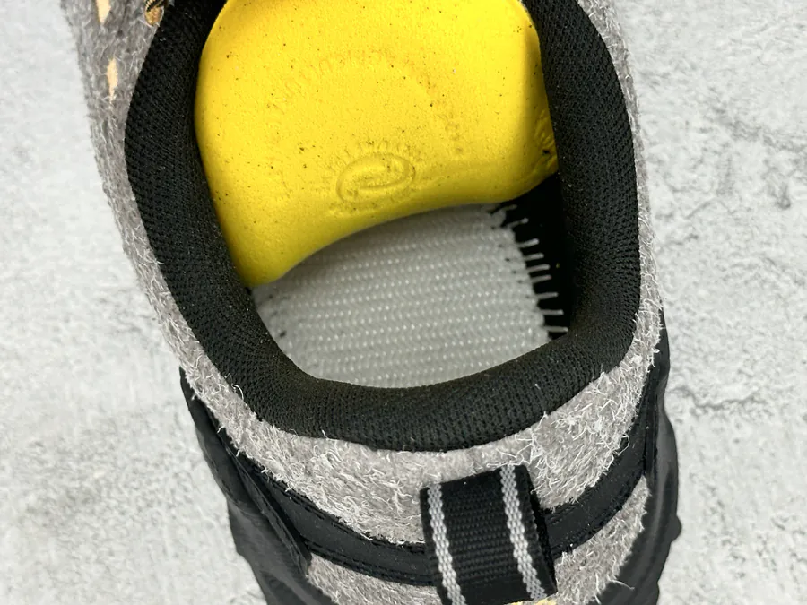 KEEN Jasper Zionic in Gray