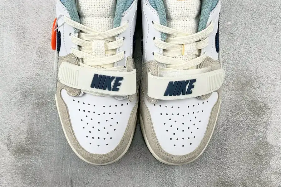 Legacy 312 Low Exclusive Original