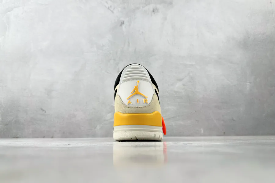 Legacy 312 Low in Pale Vanilla and Orange Black