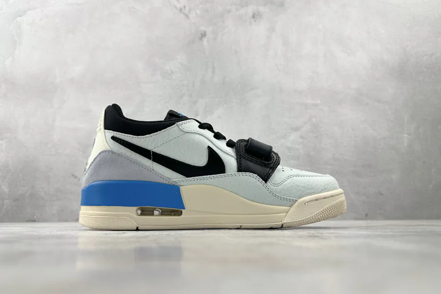 Legacy 312 Low in Light Blue