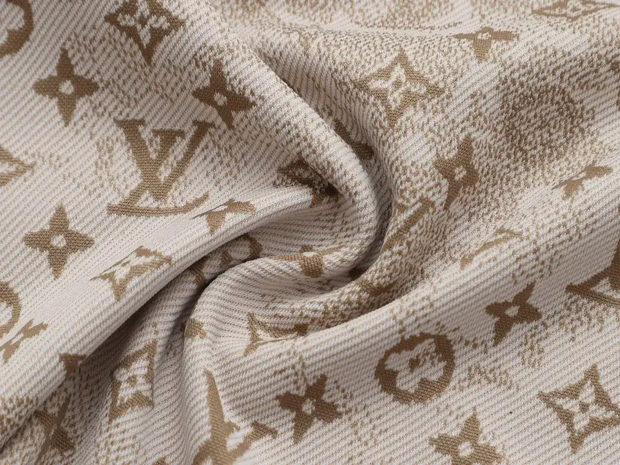 LVV Starlight Exclusive Embroidered Set Short Sleeve