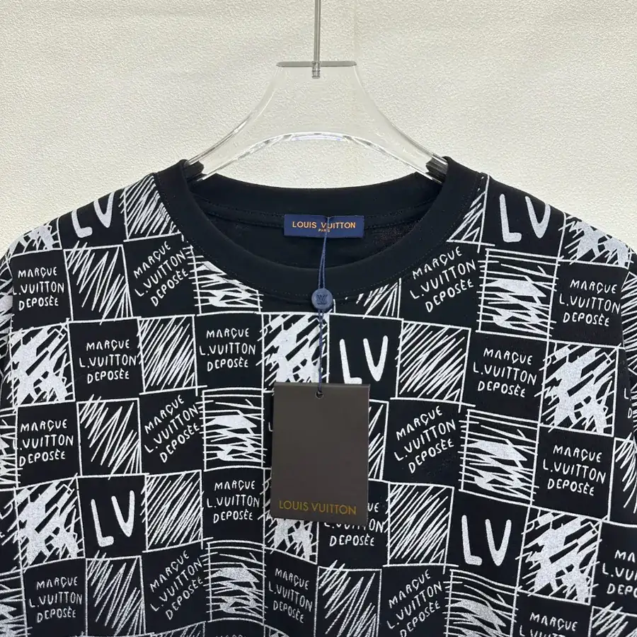 LVV Celestine Exclusive Gradient Checkered Short Sleeve