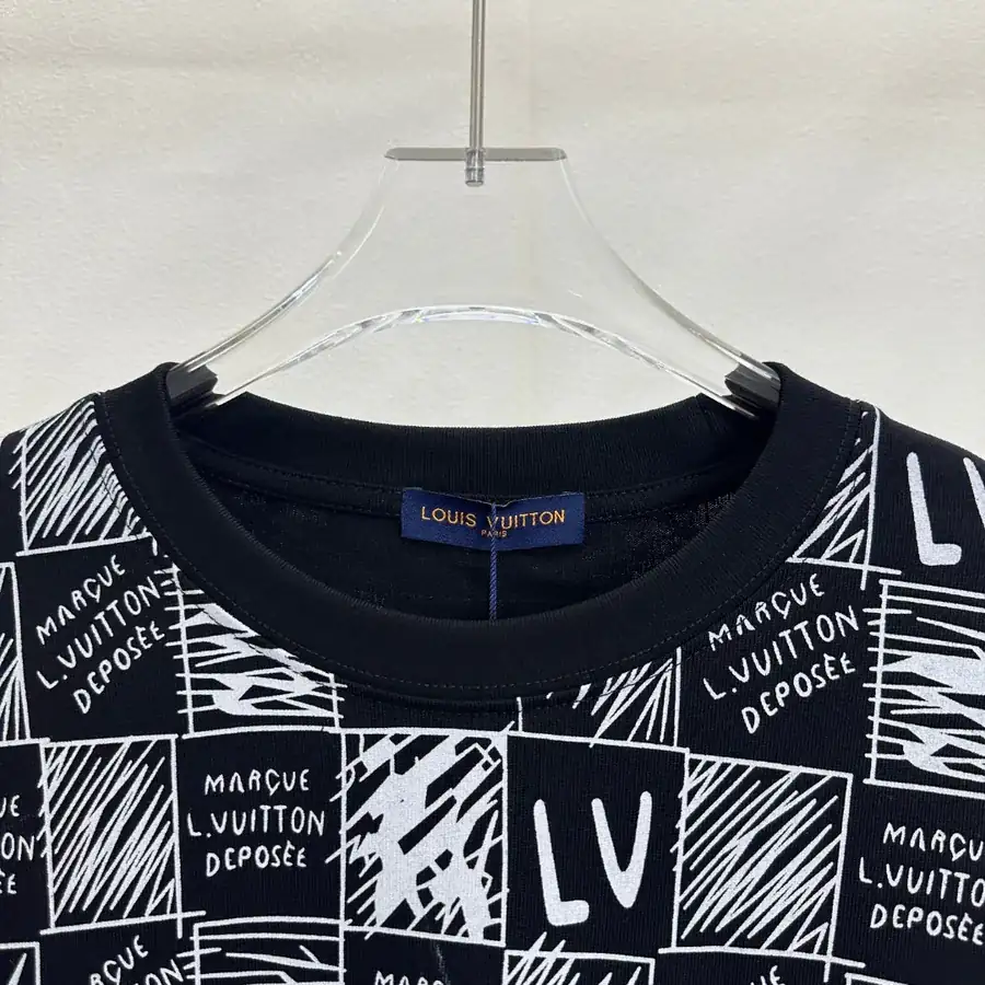 LVV Celestine Exclusive Gradient Checkered Short Sleeve