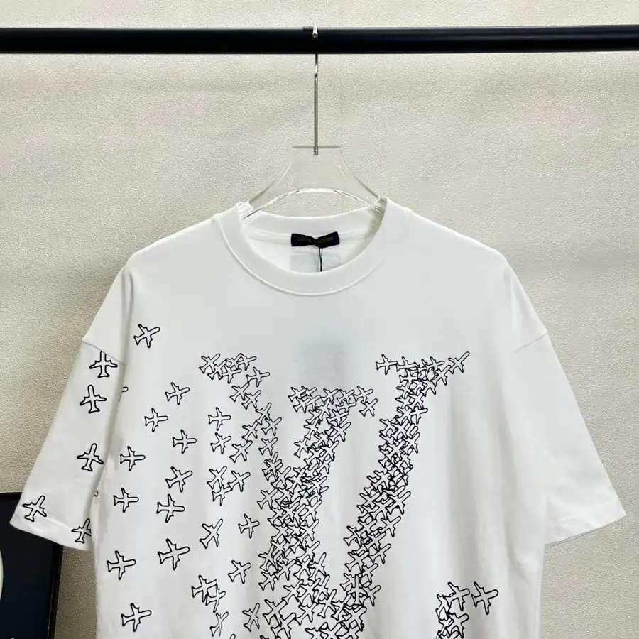 LVV Starlight Exclusive Irregular Plane Logo T Shirt