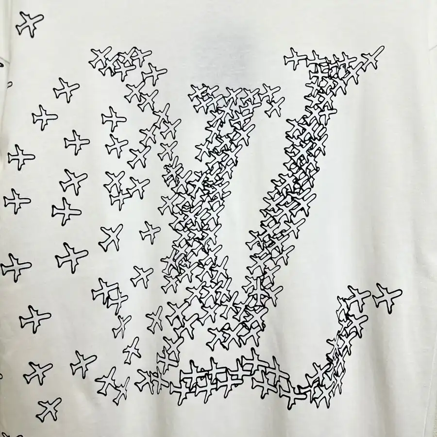 LVV Starlight Exclusive Irregular Plane Logo T Shirt