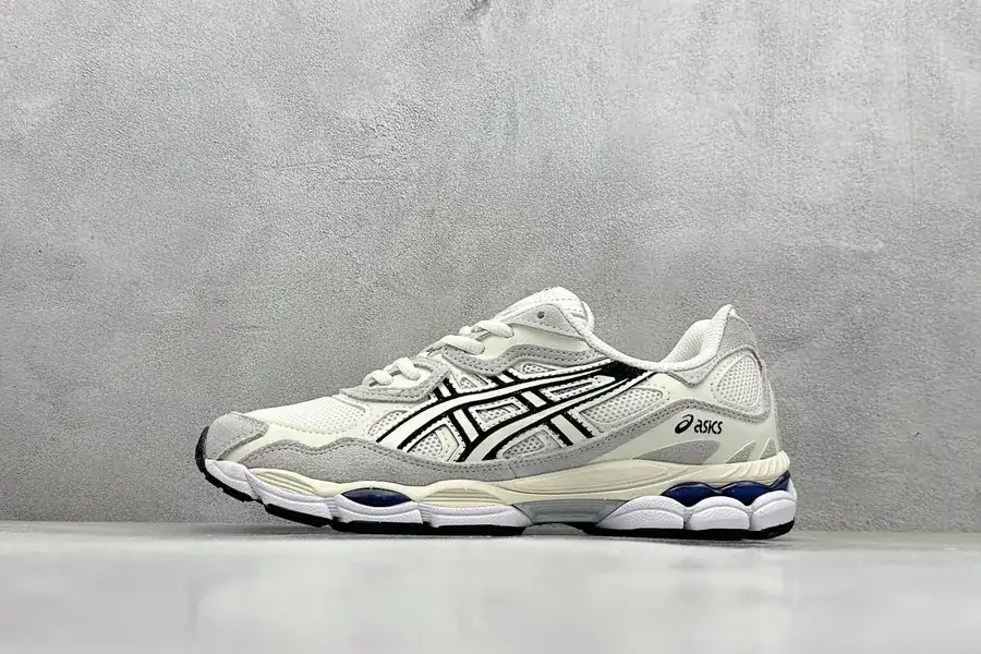 ASI GEL C™ Low Top Athletic Sneakers