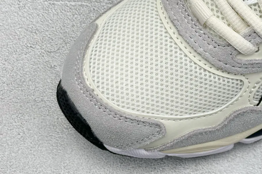 ASI GEL C™ Low Top Athletic Sneakers