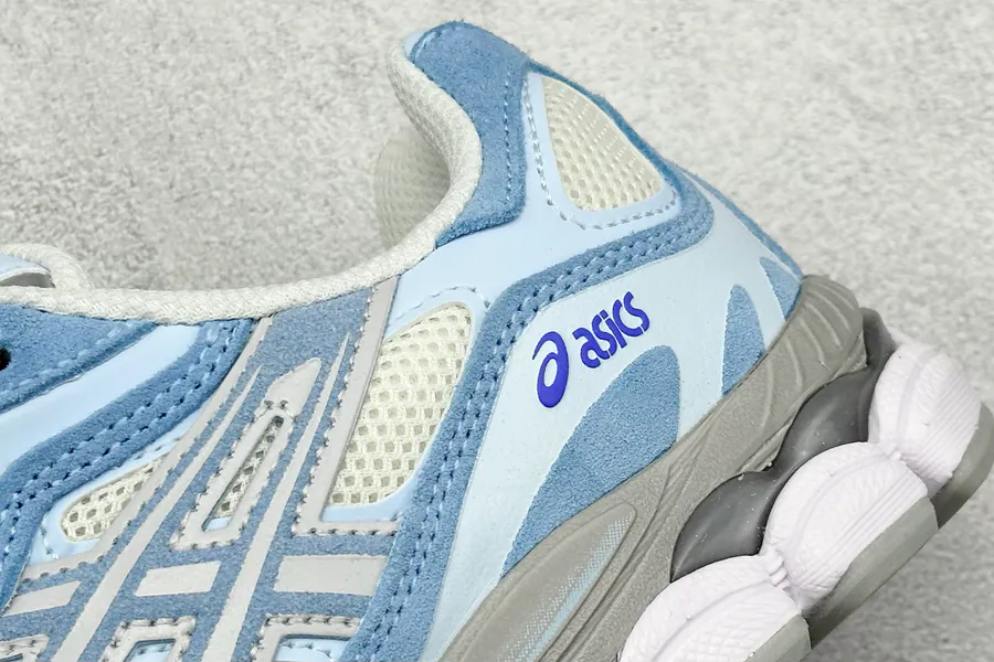 ASI GEL C™ Low Top Sport Sneakers