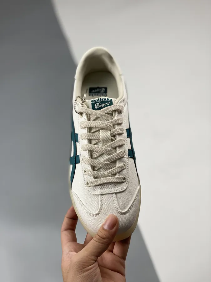 Asics Onitsuka Tiger Tokuten Vintage Sneaker for Men and Women