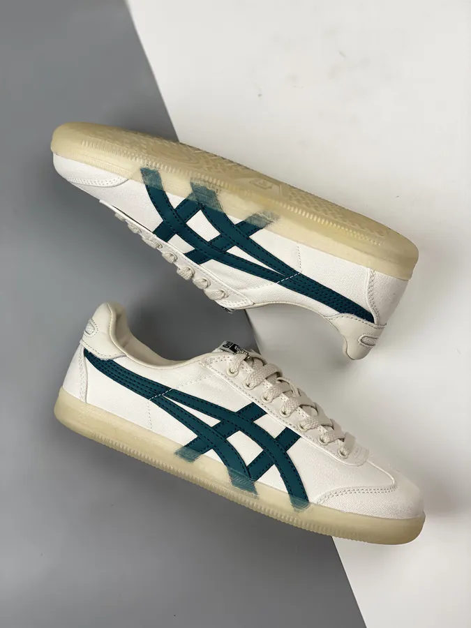 Asics Onitsuka Tiger Tokuten Vintage Sneaker for Men and Women