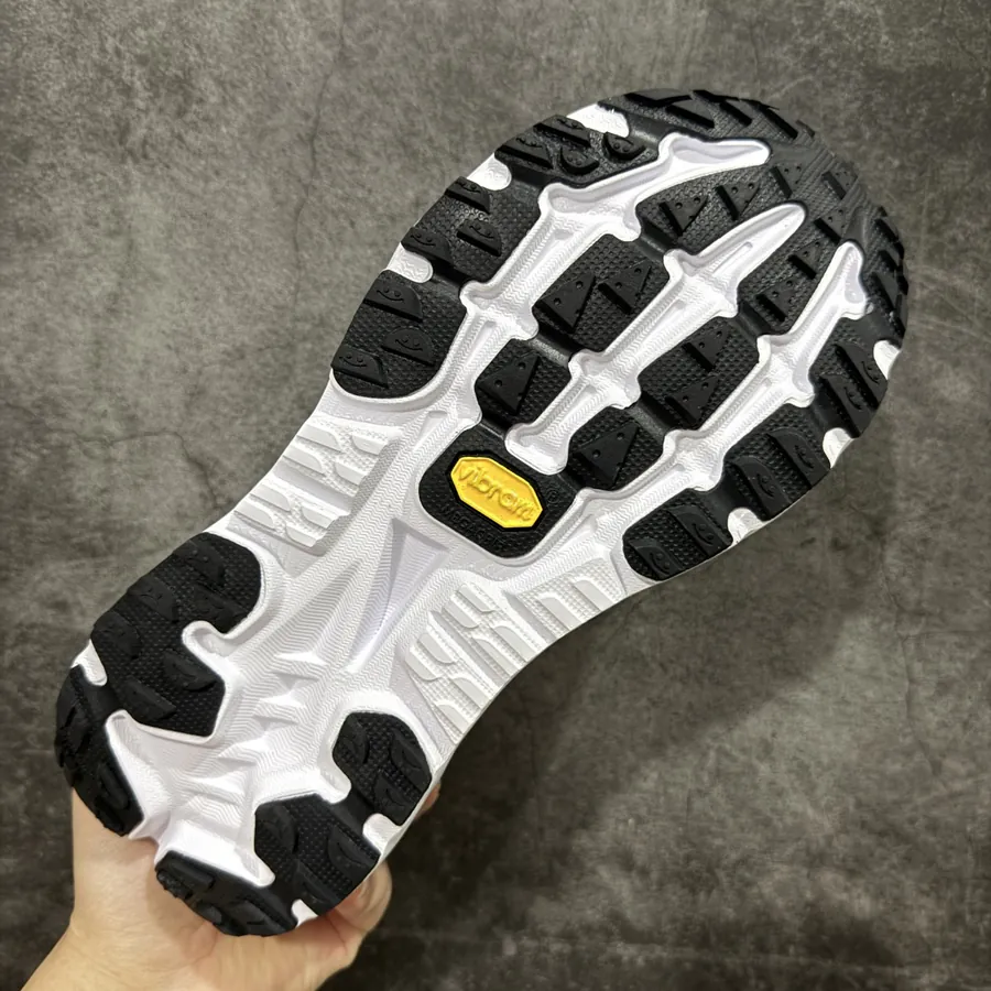 Hoka Mafate Speed X Running Shoes