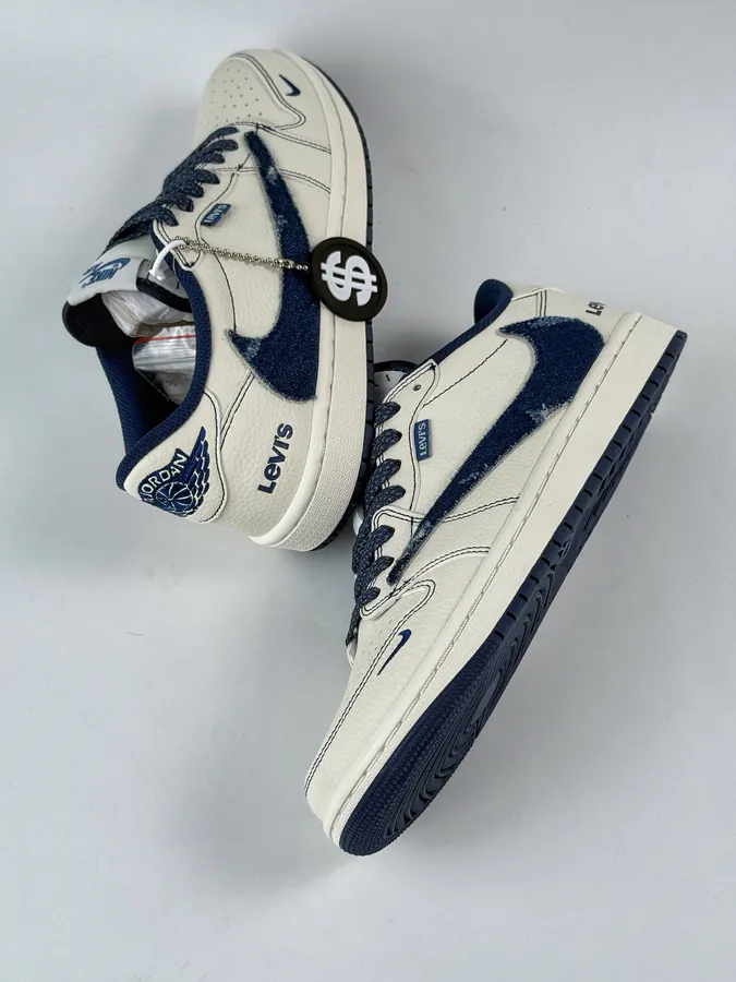 Travis Scott x Nike Air Jordan 1 Low x Levis OG Version