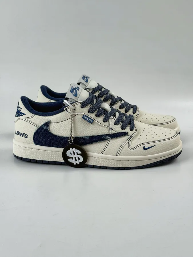 Travis Scott x Nike Air Jordan 1 Low x Levis OG Version