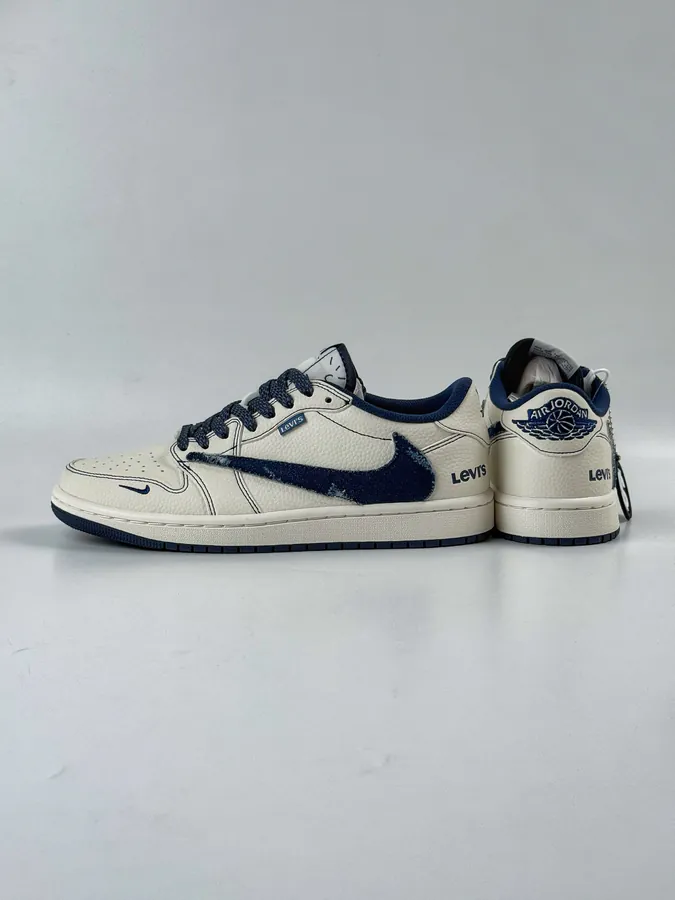 Travis Scott x Nike Air Jordan 1 Low x Levis OG Version