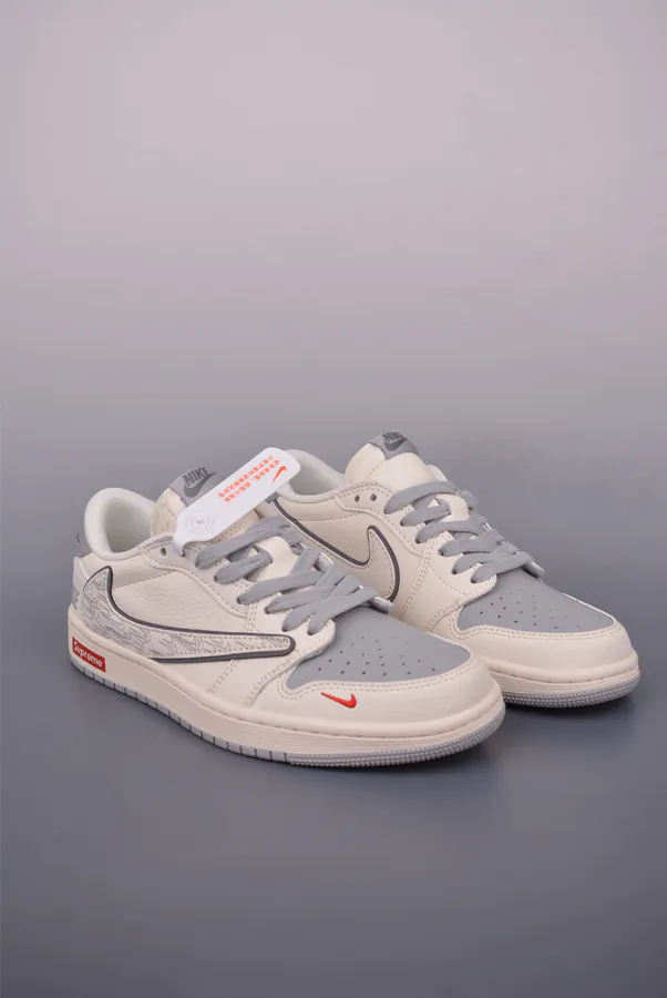 Travis Scott x Fraent x Air 1 Low Triple Collaboration Low Sneaker