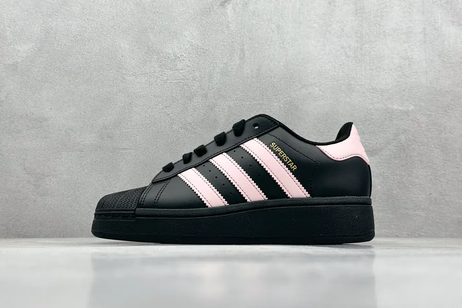 AD Originals Superstar Shelltoe Sneaker