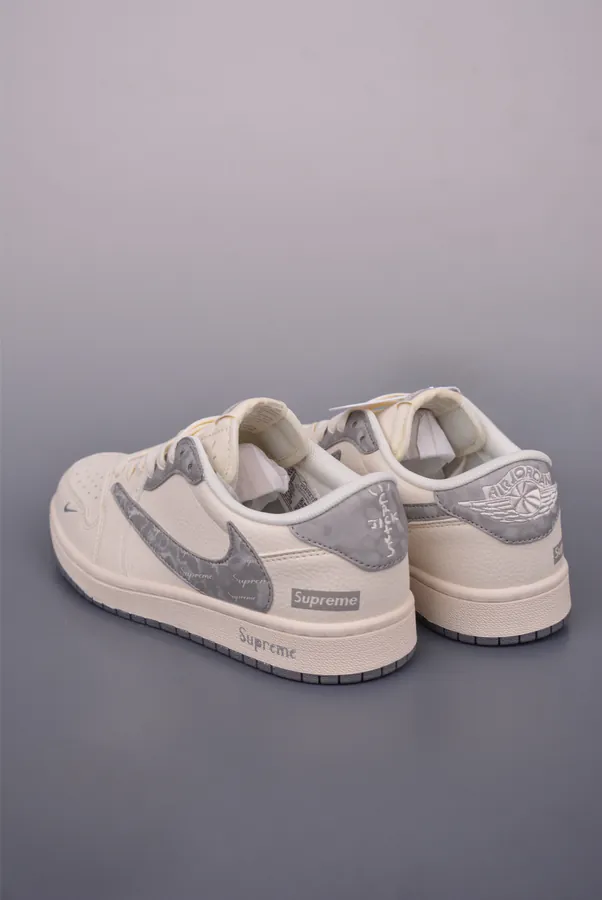 Fraent x Travis Scott x Air 1 Low 三方联名低帮倒钩鞋