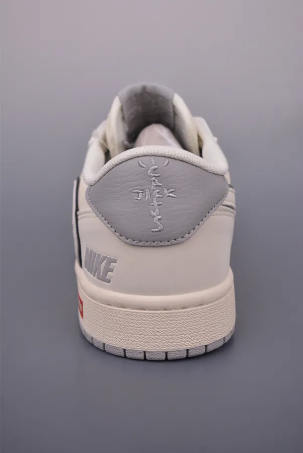 Fraent x Travis Scott x Air 1 Low Triple Collaboration Low Sneaker