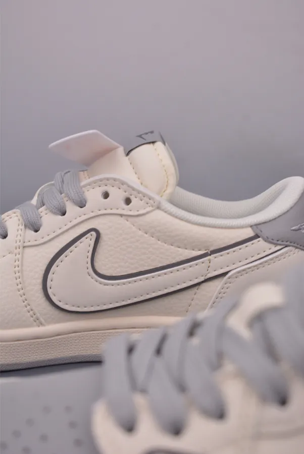 Fraent x Travis Scott x Air 1 Low Triple Collaboration Low Sneaker