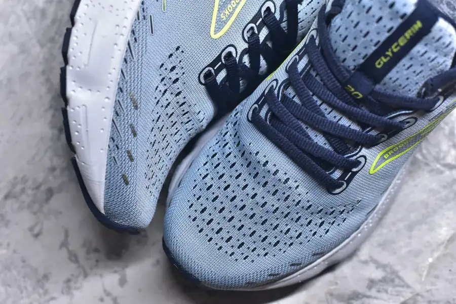 Brooks Glycerin 2.0 Running Shoes Lightweight Speedy Design