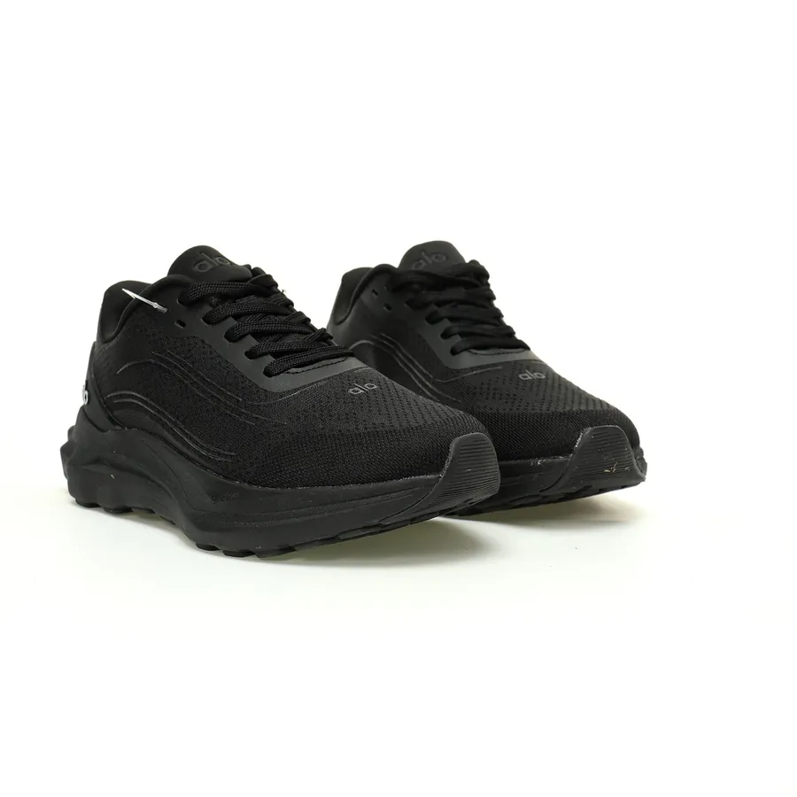Alo Yoga Runner Low Sneaker Retro Style