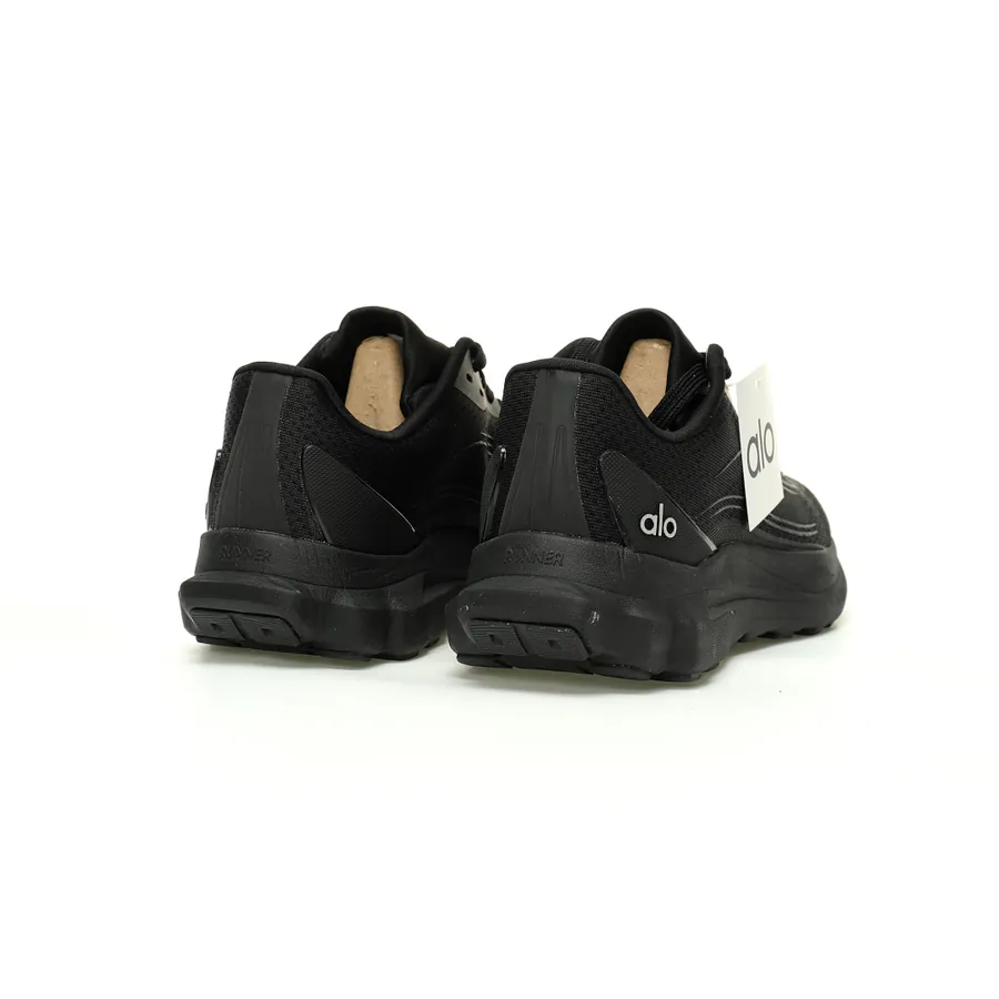 Alo Yoga Runner Low Sneaker Retro Style