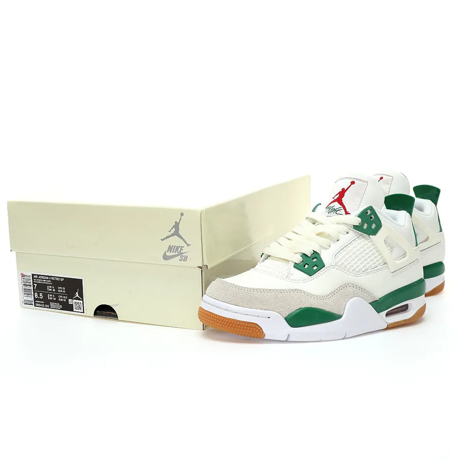 SB x Air 4 Retro SP Pine Green Bucket Bag