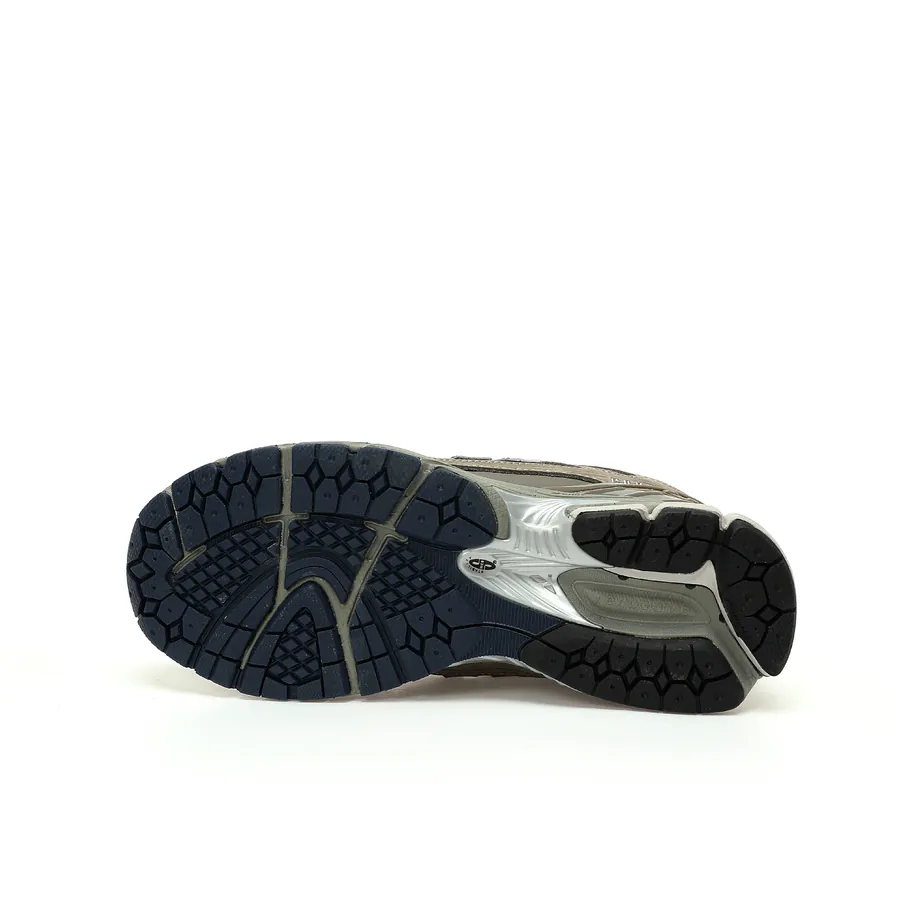 NB M1906RB Vintage Sneaker