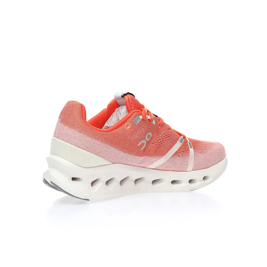 ON Running Cloudsurfer Road Low Top Sneaker