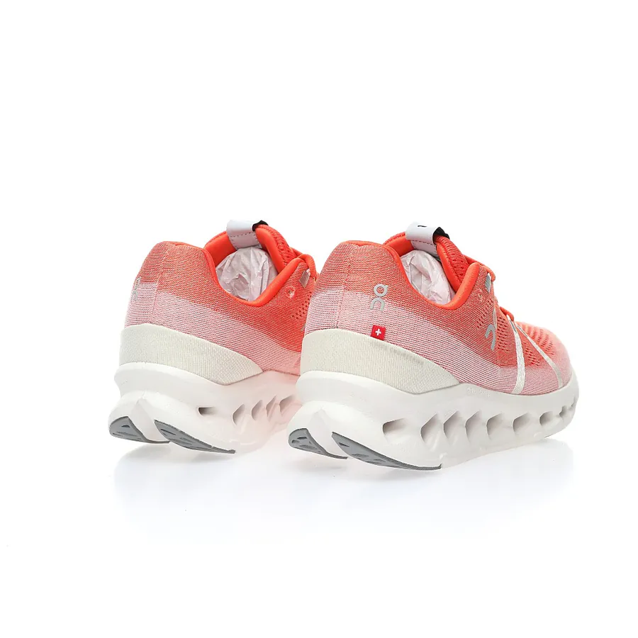 ON Running Cloudsurfer Road Low Top Sneaker