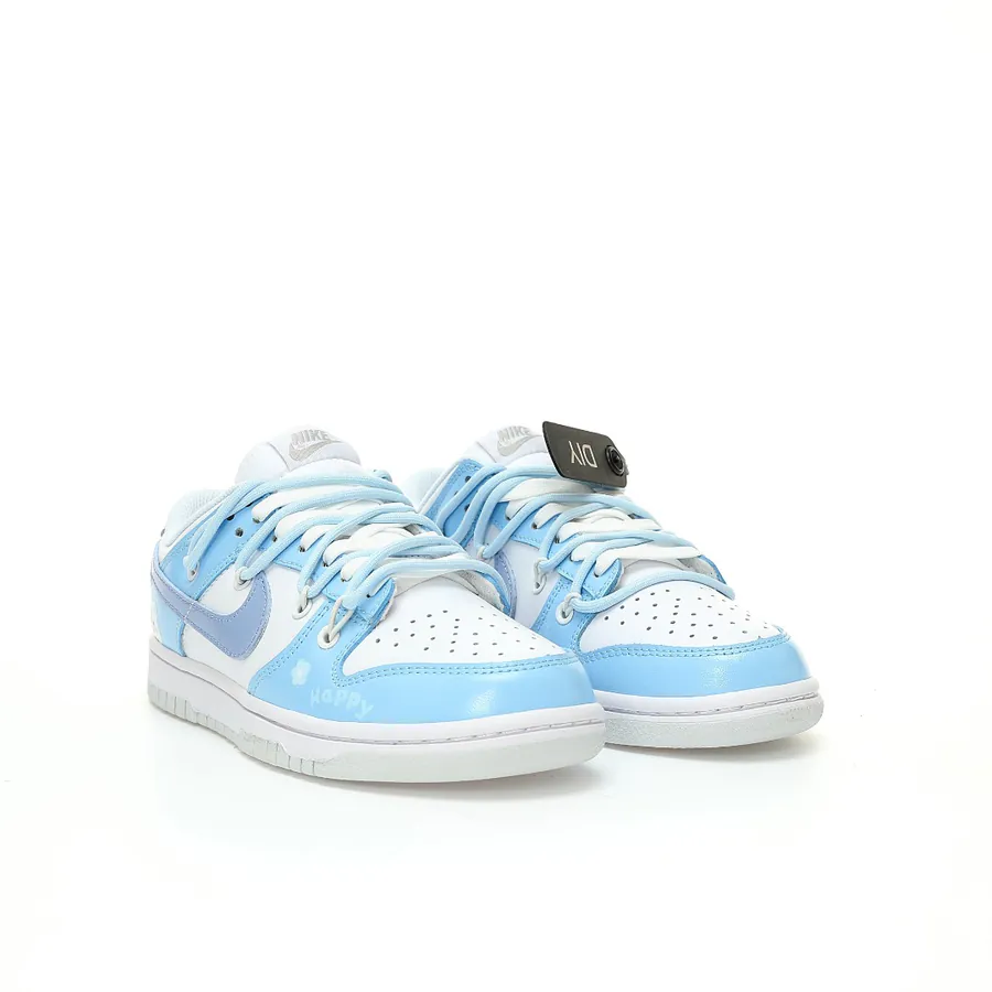 SB Dunk Low Lot Neutral Grey