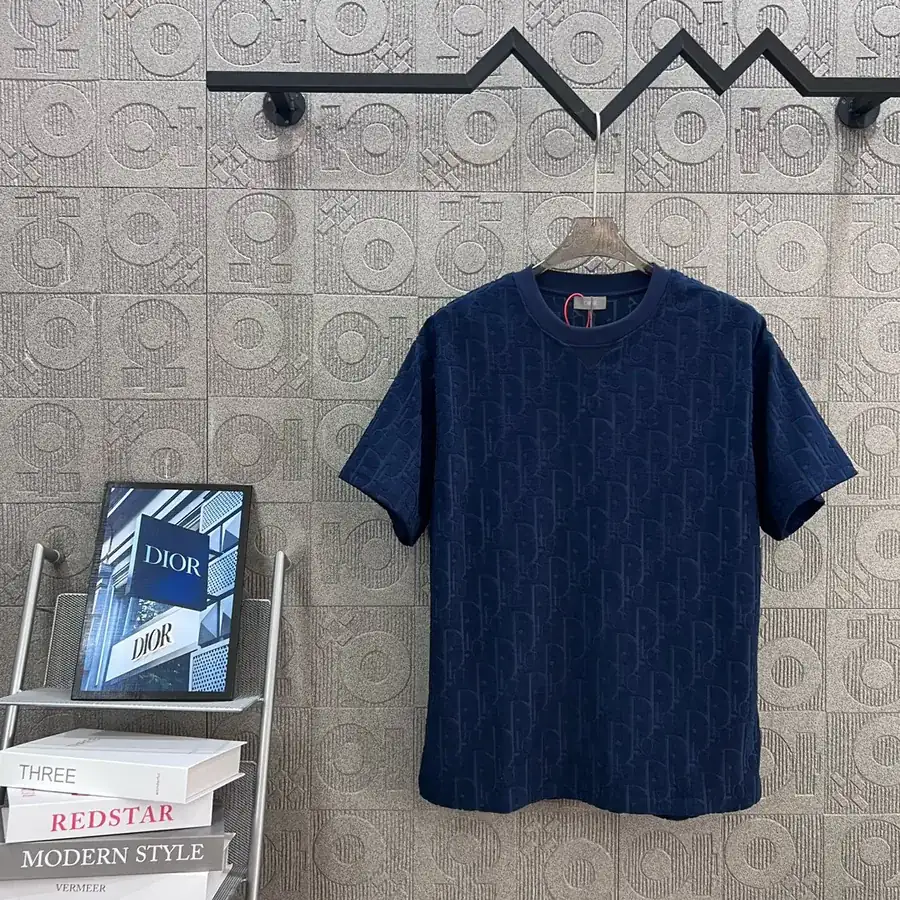 DIO辰星专供 Lettering Pattern T Shirt