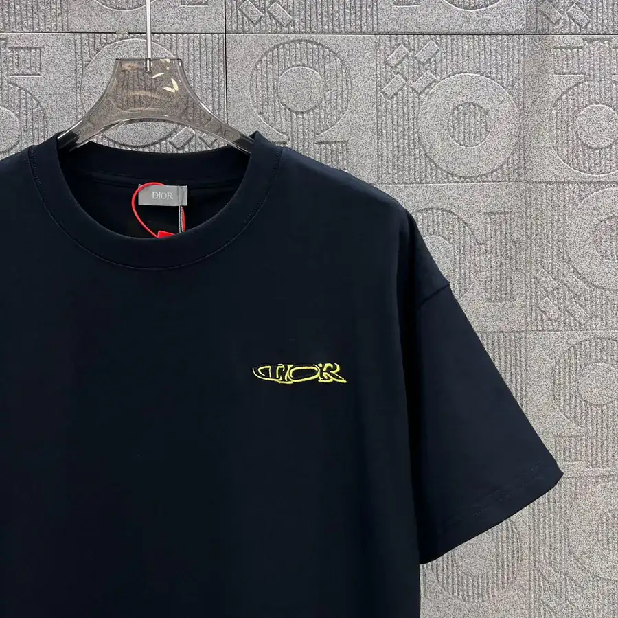 DIO辰星专供 Double Color Letter Cross Stitch T Shirt