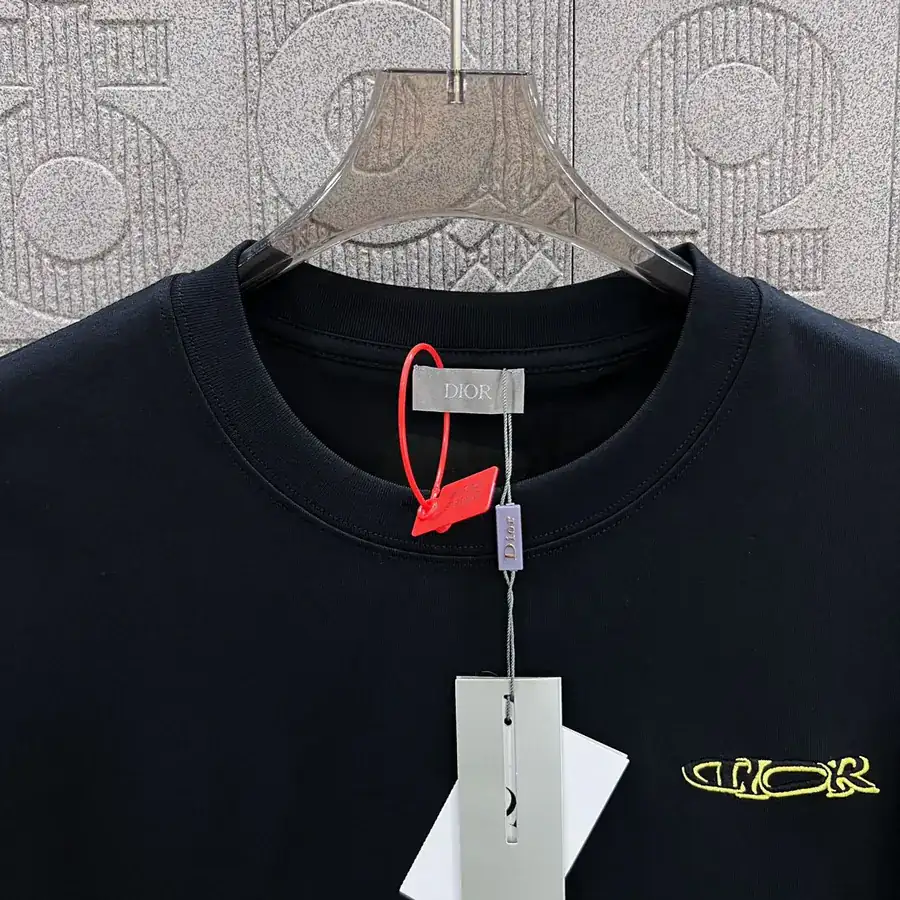 DIO辰星专供 Double Color Letter Cross Stitch T Shirt