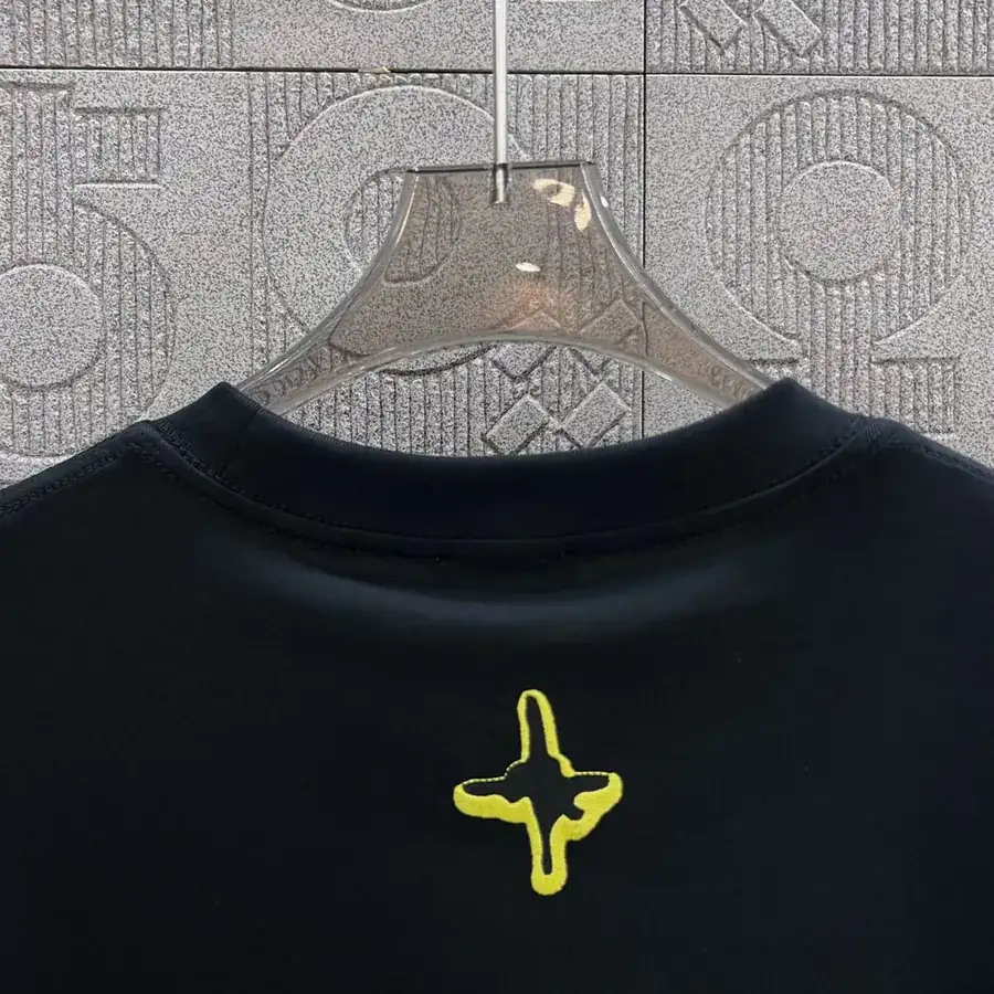 DIO辰星专供 Double Color Letter Cross Stitch T Shirt