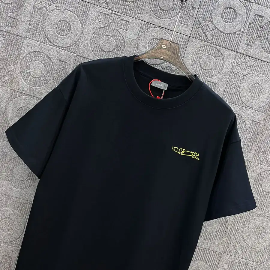 DIO辰星专供 Double Color Letter Cross Stitch T Shirt
