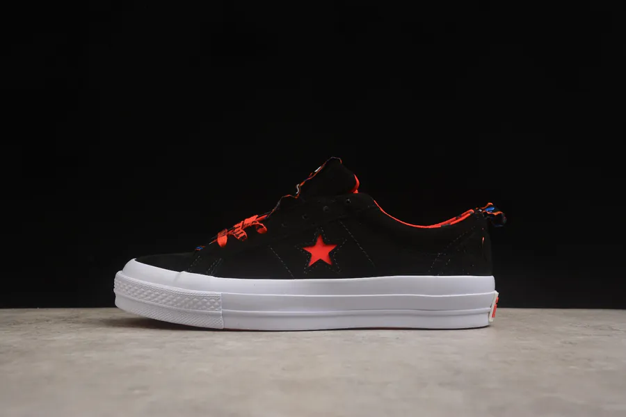 Converse x Hello Kitty Collaboration One Star Sneaker