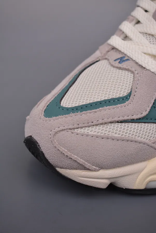 Joe Freshgoods x New Balance NB9060 Vintage Sneaker