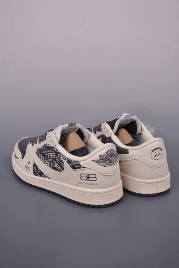 Fraent x Travis Scott x Air 1 Low Triple Collaboration Low Sneaker