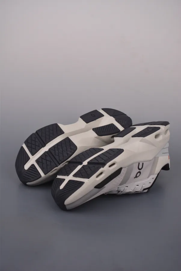 On Cloudtilt 2 Waterproof Urban Functional Running Shoes
