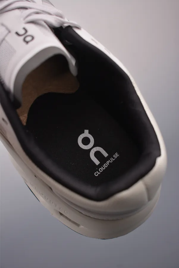 On Cloudtilt 2 Waterproof Urban Functional Running Shoes
