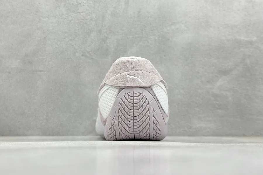 PUM Speed Go Racing Sneaker with Retro Design