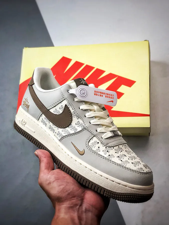 Stussy x Air Force 1 Low Vintage Style Sneaker