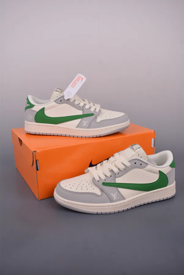 Fraent x Travis Scott x Air 1 Low Triple Collaboration Low Sneaker