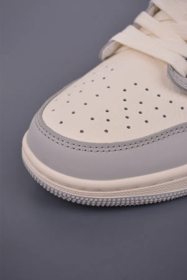 Fraent x Travis Scott x Air 1 Low Triple Collaboration Low Sneaker