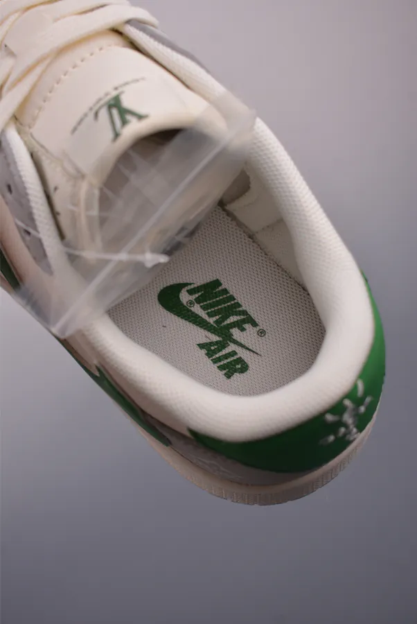 Fraent x Travis Scott x Air 1 Low Triple Collaboration Low Sneaker